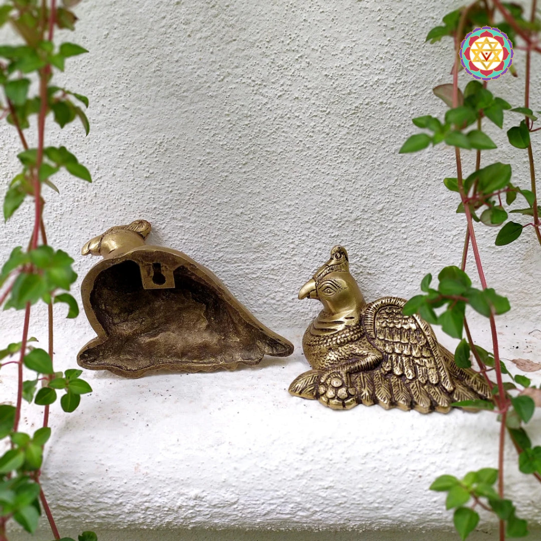 Handmade brass parrot figurines for wall or tabletop decor