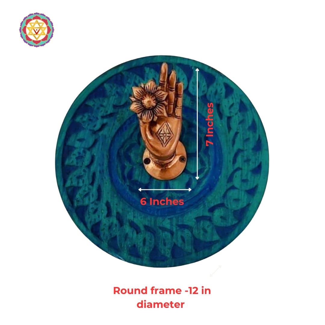 artisanal pichwai painting showing krishna dancing with gopikas