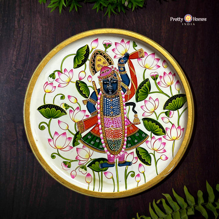 Pichwai -handpainted wall plate off white-Shrinathji &nbsp;with lotus and leaves