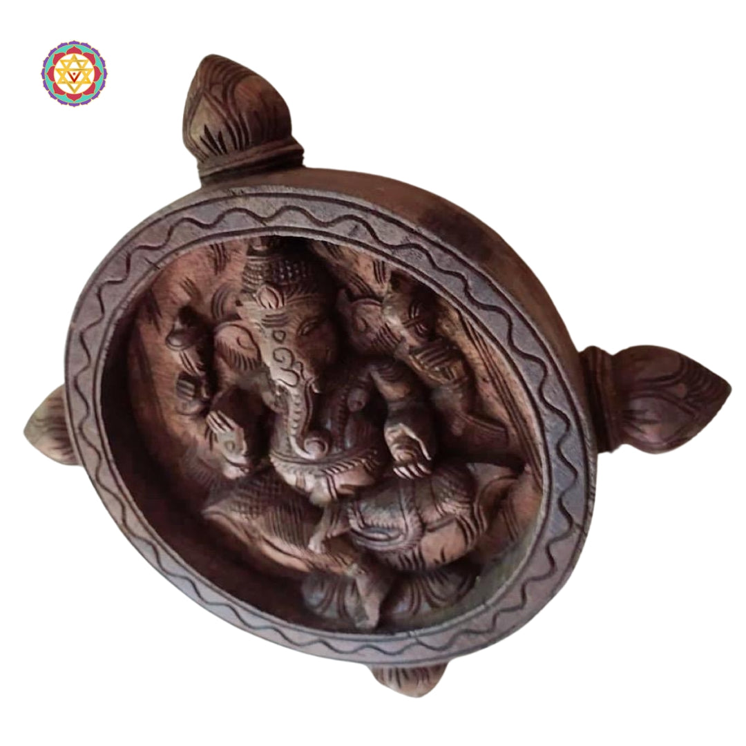 Vibrant round wall plate featuring Lord Ganesh carving