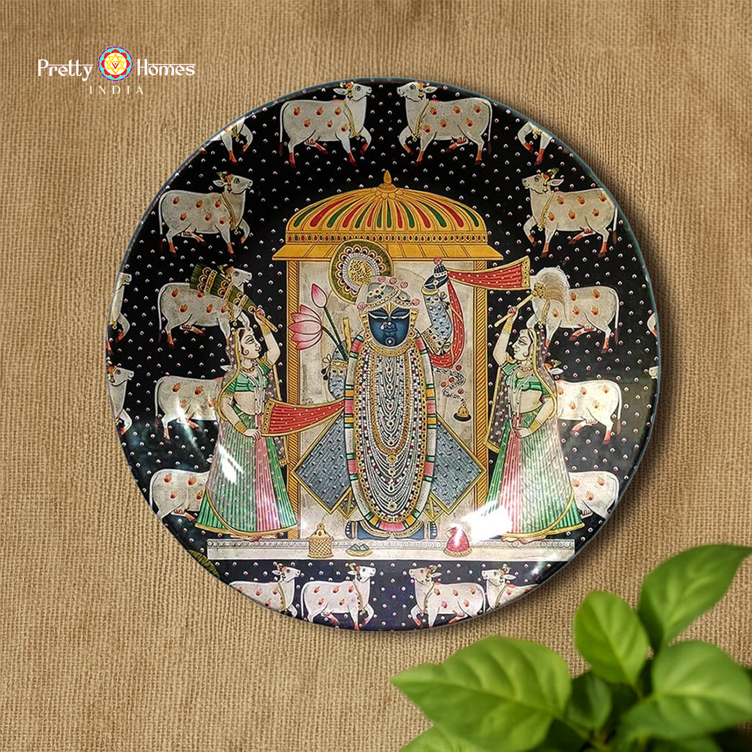 Hand-painted Pichwai Shrinathji with gopikas and cows wall plate full view