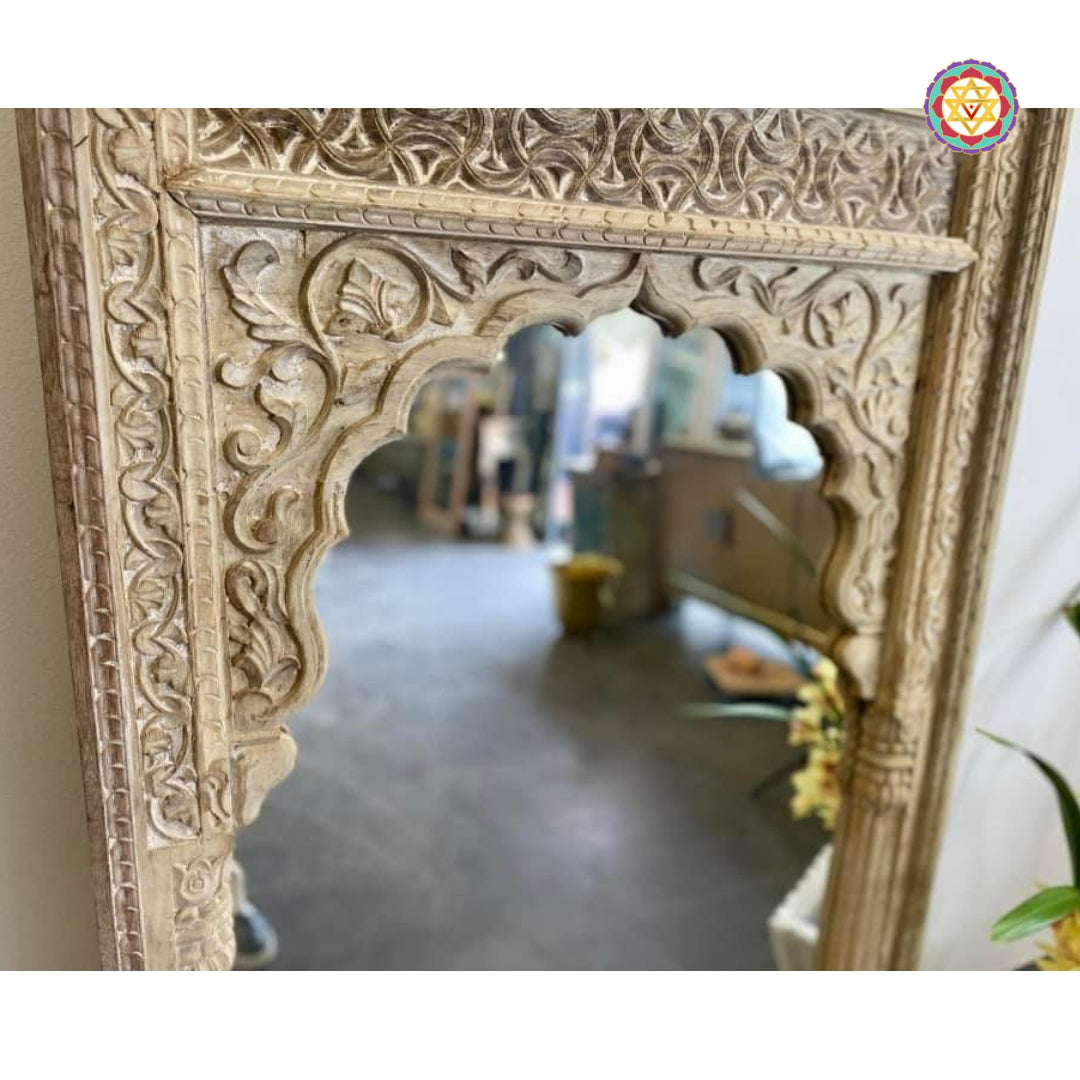 “Close-up of the arch and borders of the wooden Jharokha mirror – timeless design for home décor.”