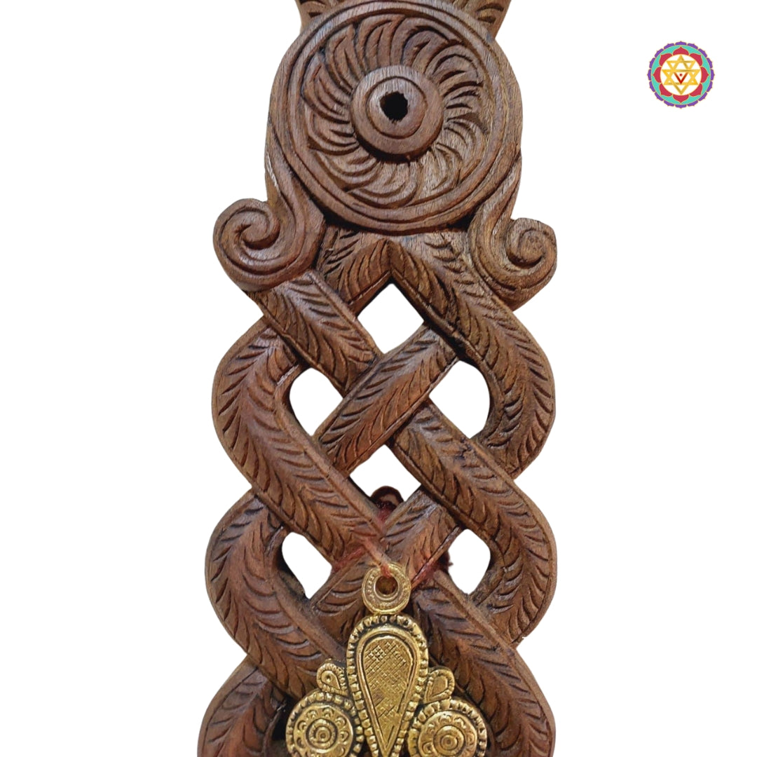 Side profile showing depth of wooden wall hanging