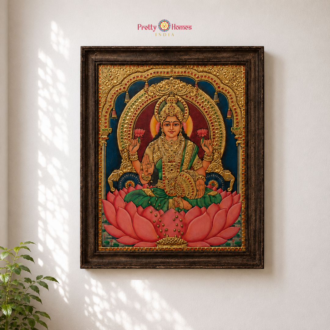 Vintage Finish Goddess Dhan Laxmi Chaturbhuja Tanjore