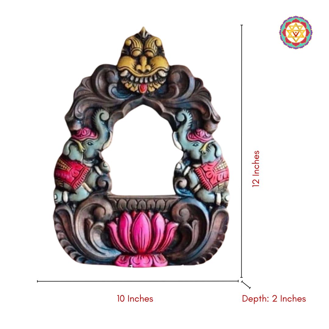 Angle shot of the frame used as a decorative display piece