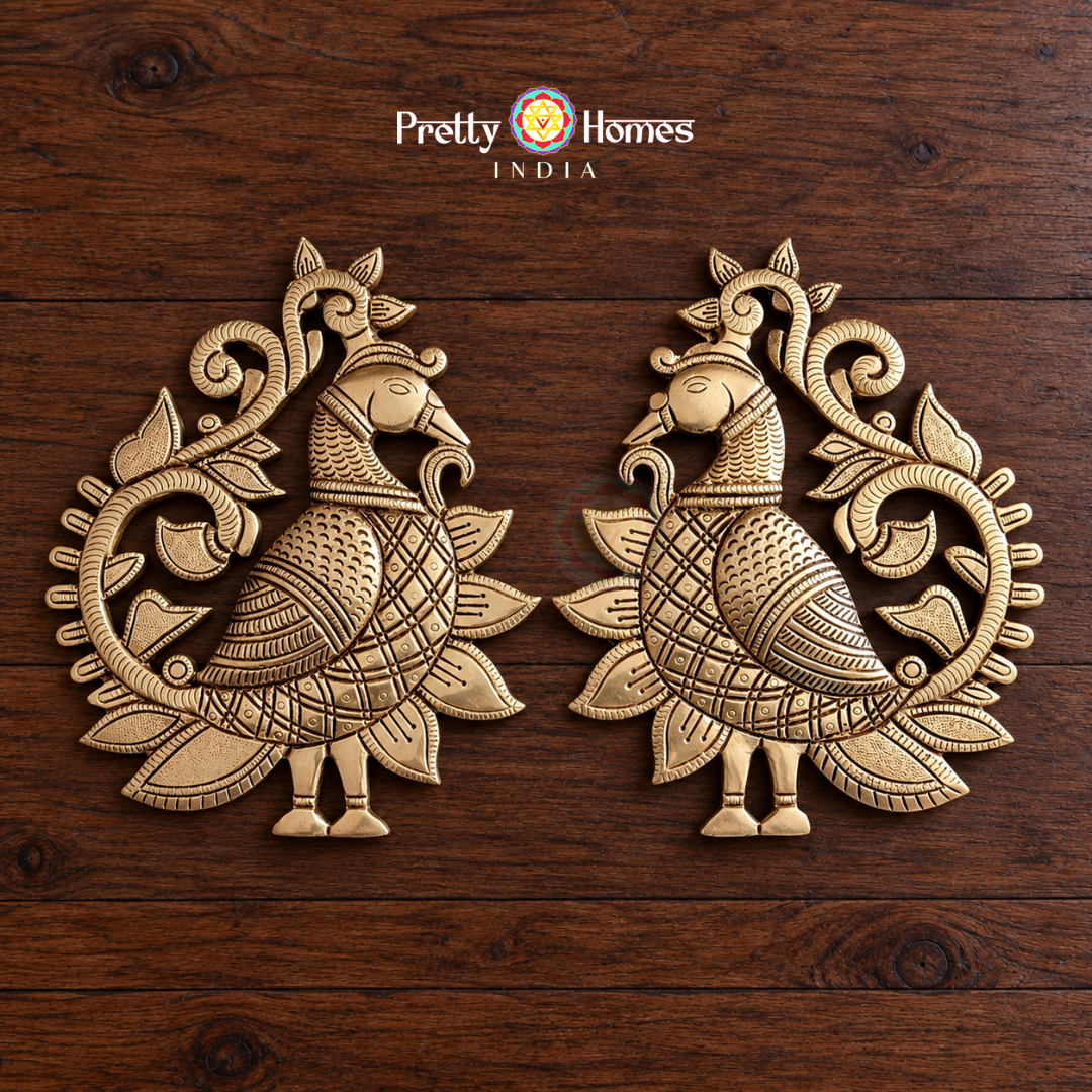 Set of 2 Wall Hanging Peacocks