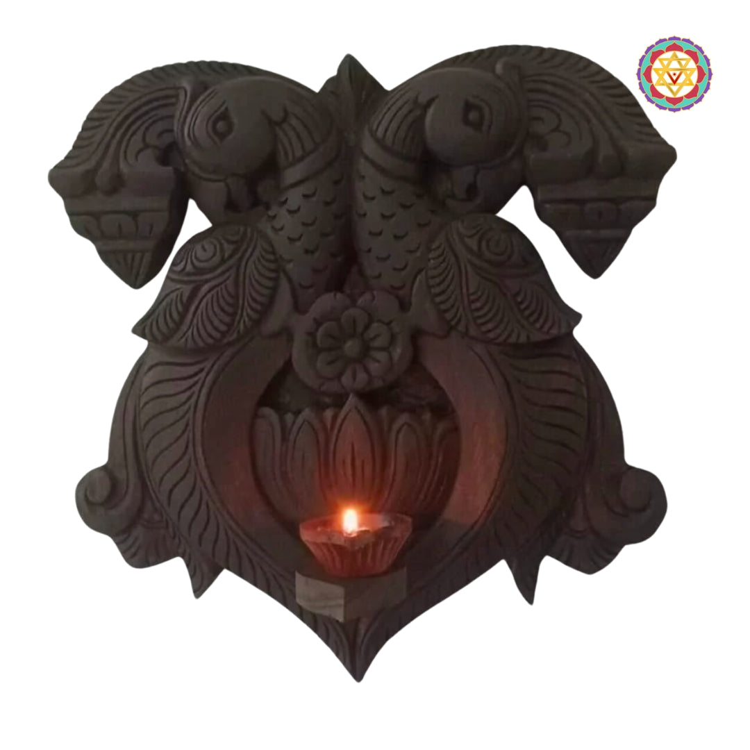 Beautiful carved Twin Parror design Deepam/Tealight Holder
