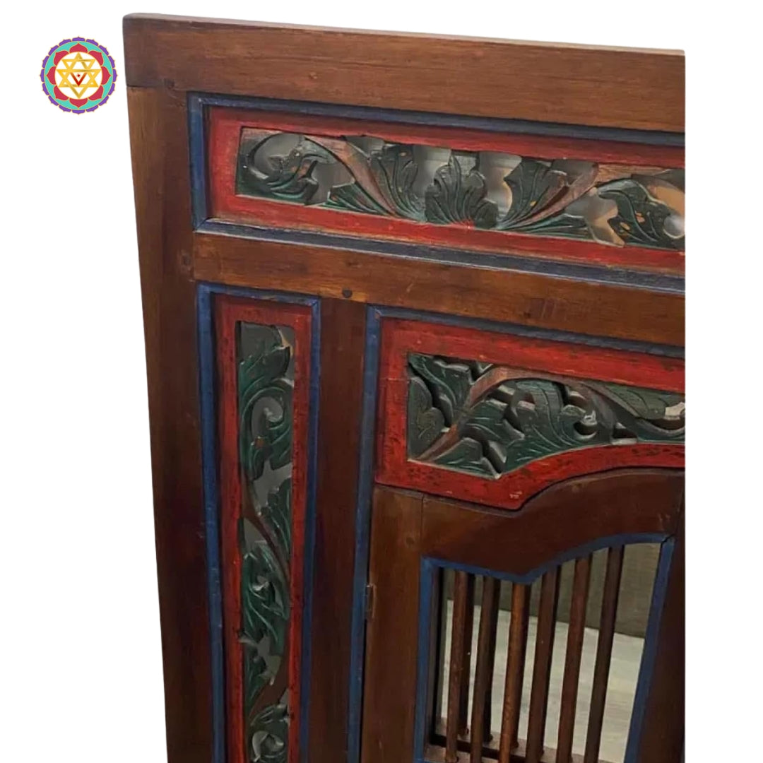 Window shutter-style panel with wooden jaali