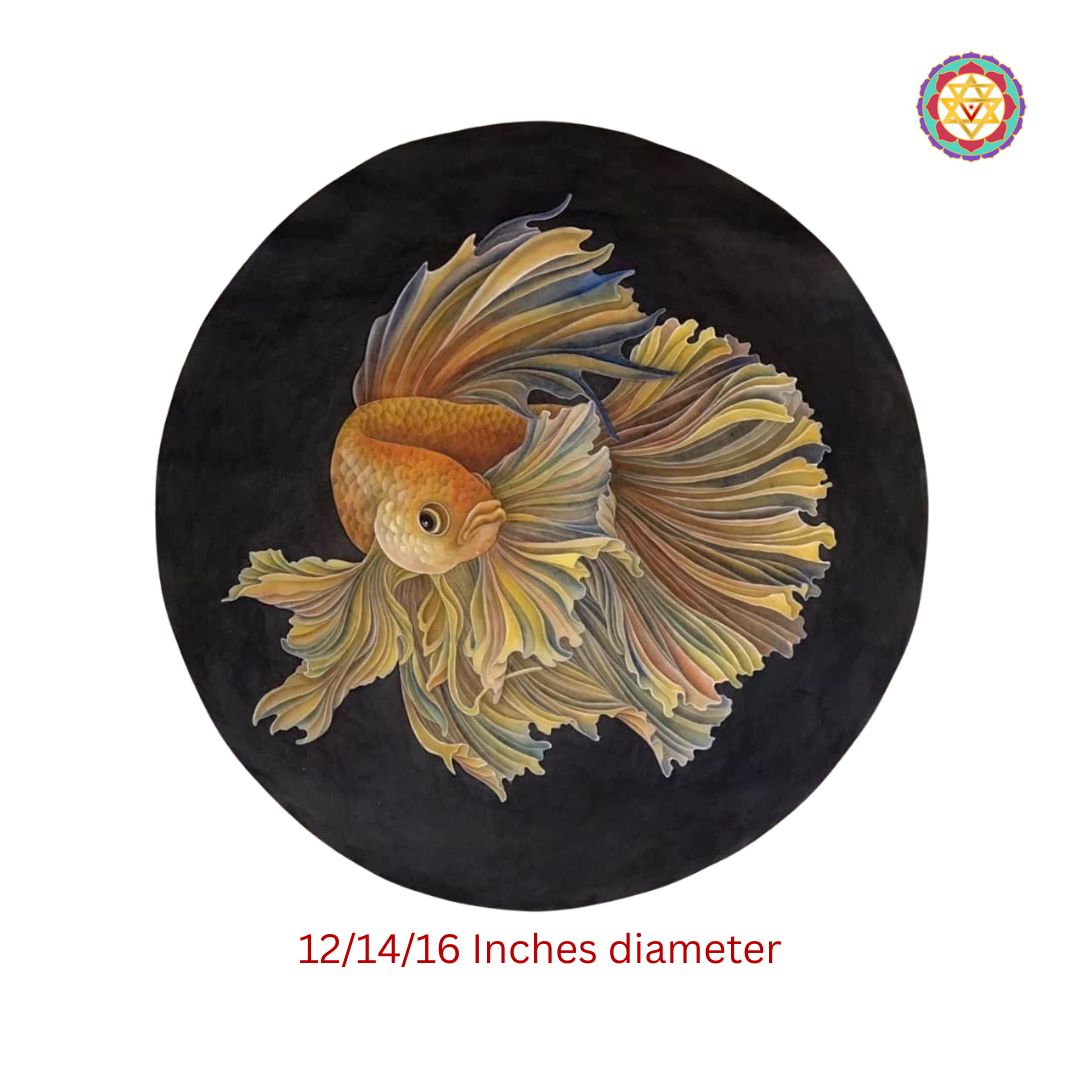 hand painted wall plate gold fish close up showing metallic paint highlights and fine detailing