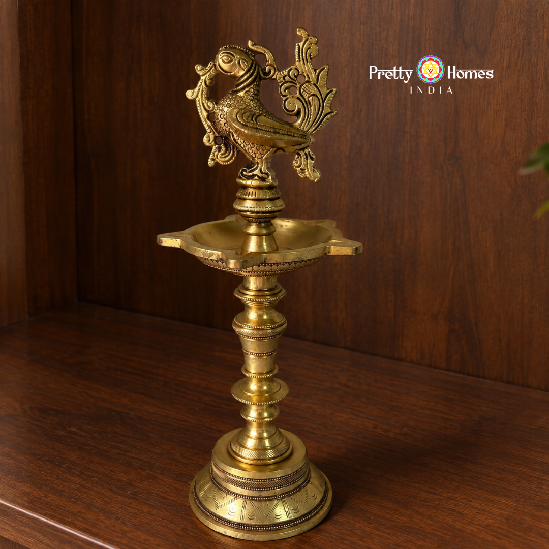 Brass Annapakshi Tabletop Lamp