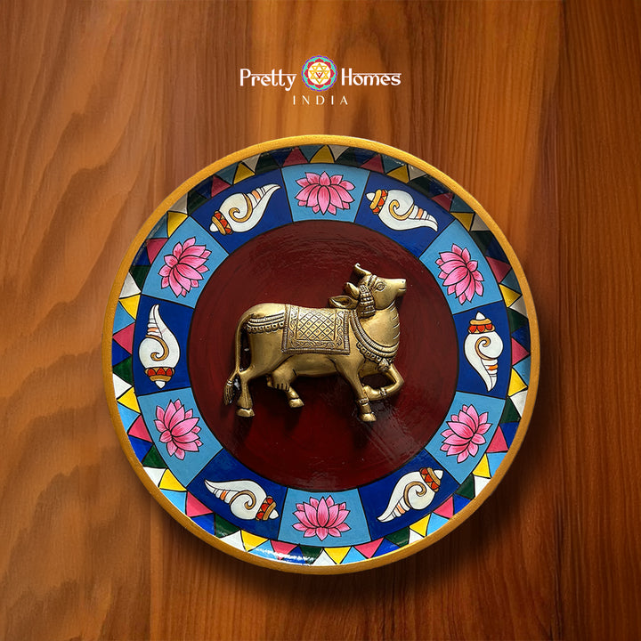 Brass cow on handpainted frame - (Right Facing)