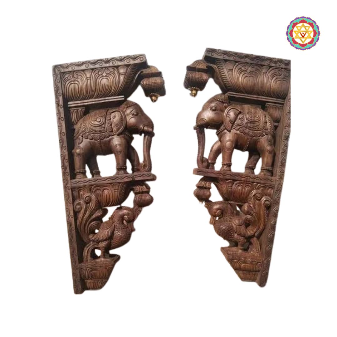 “Traditional 3ft elephant wooden wall bracket with polish finish”
