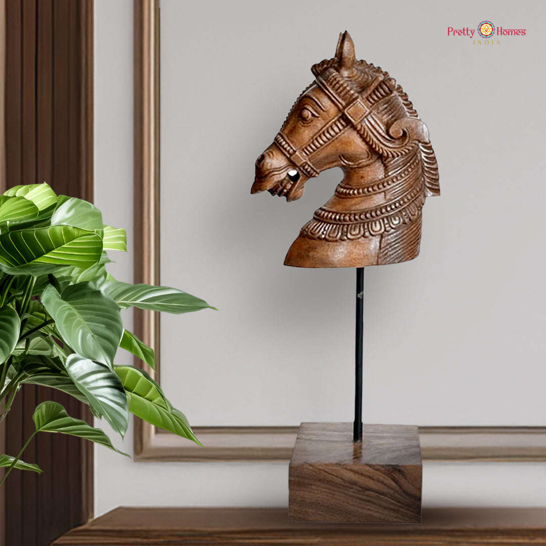 Rustic wooden horse head table decor with antique finish and fine detailing