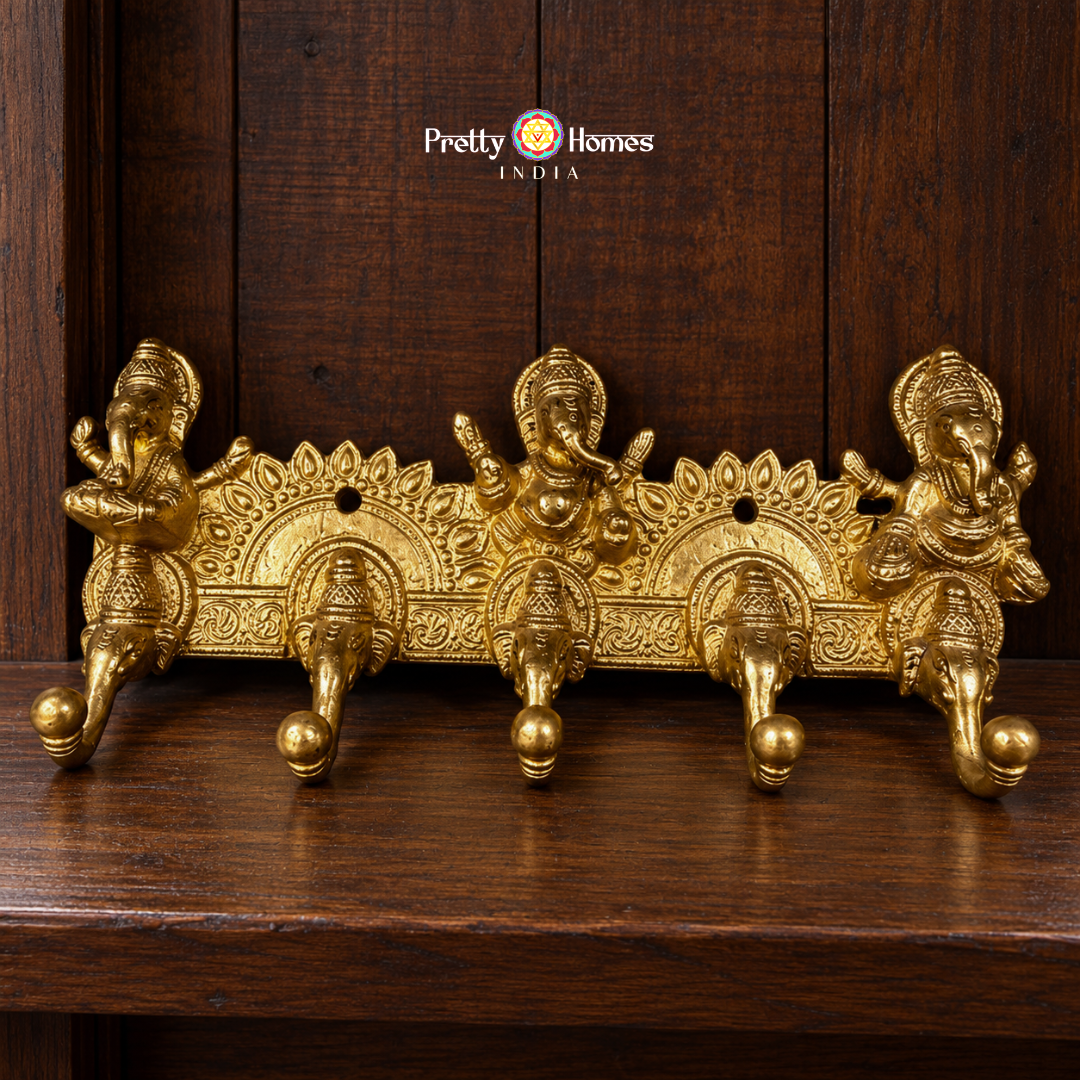 Decorative Brass Wall-Mountable Hanger