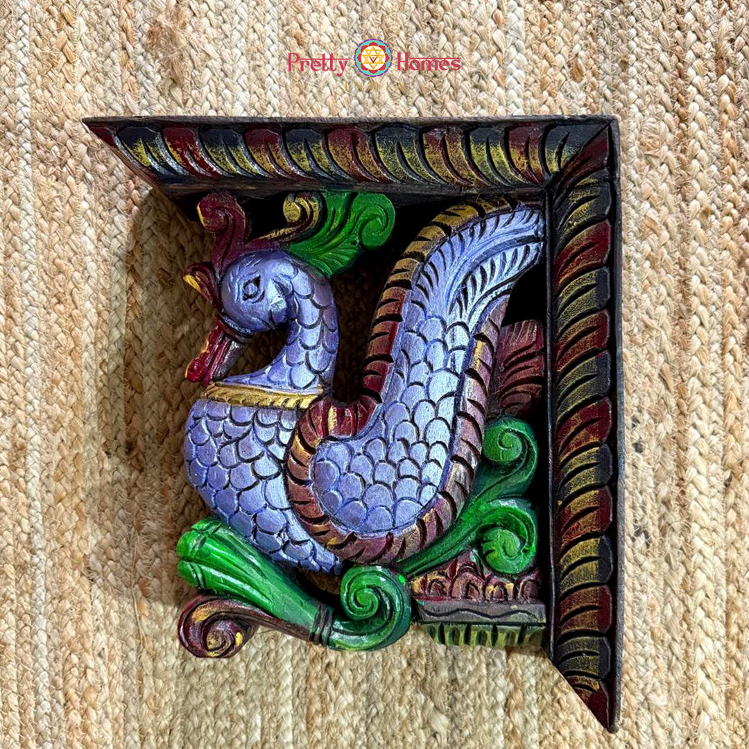 Woodcarved swan wall bracket (Sinlge)