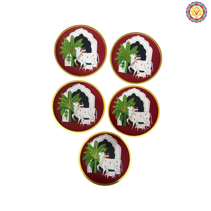 Handpainted Pichwai Wall Plate – Cows Under the Mehrab