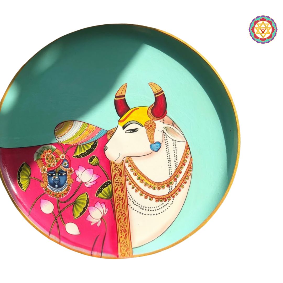 Pichwai -handpainted wall plate - kamdhenu with shrinathji (Single)