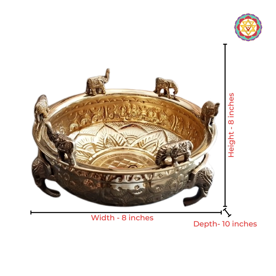 Brass uruli bowl for entrance decoration