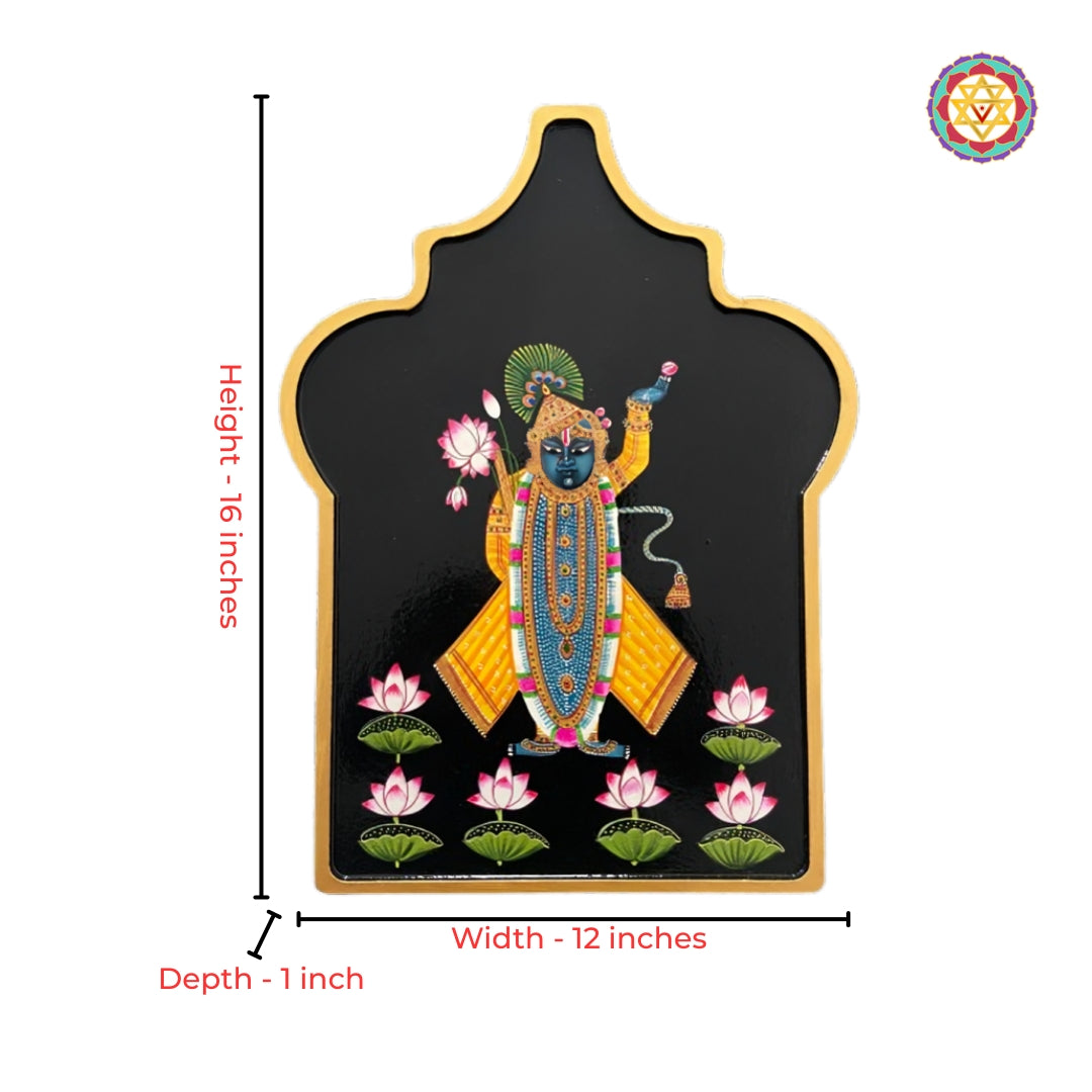 Close-up view of Shrinathji arabesque pichwai wall plate with intricate motifs