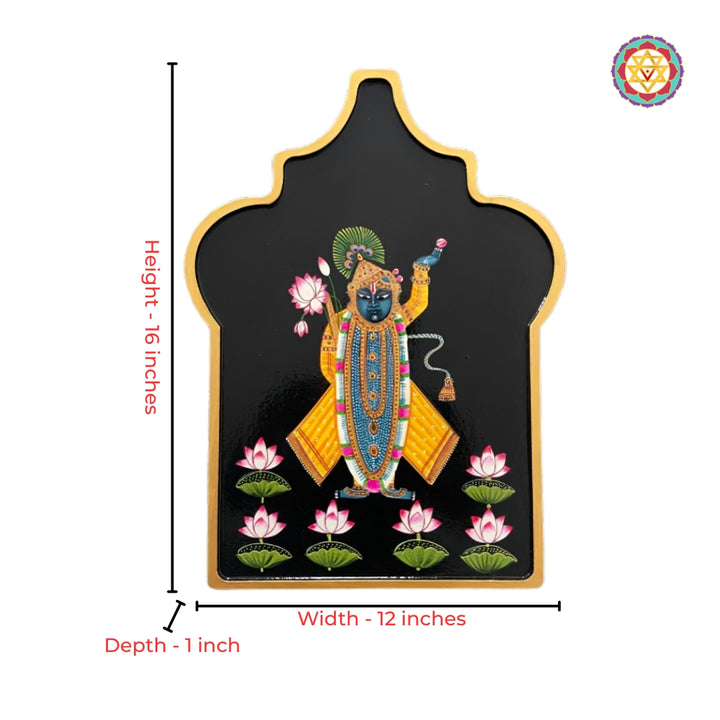 Close-up view of Shrinathji arabesque pichwai wall plate with intricate motifs