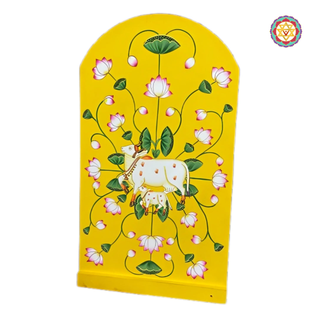 Handcrafted arch shaped decorative wall hanging frame with hand painted traditional finish